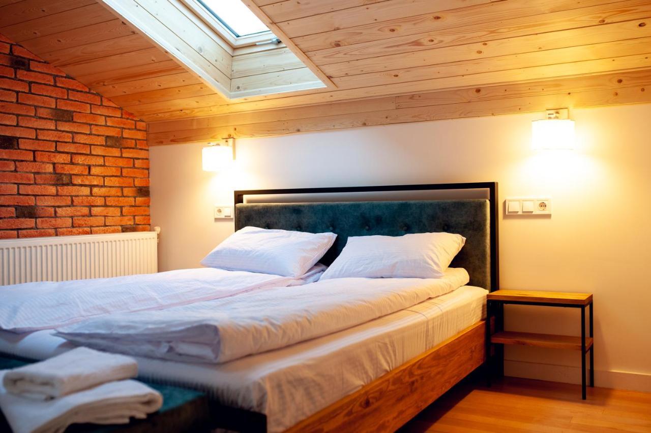 Neue Gasse Lviv Apartments Ngoại thất bức ảnh