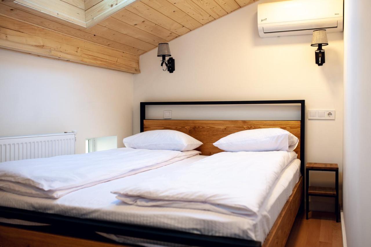Neue Gasse Lviv Apartments Ngoại thất bức ảnh