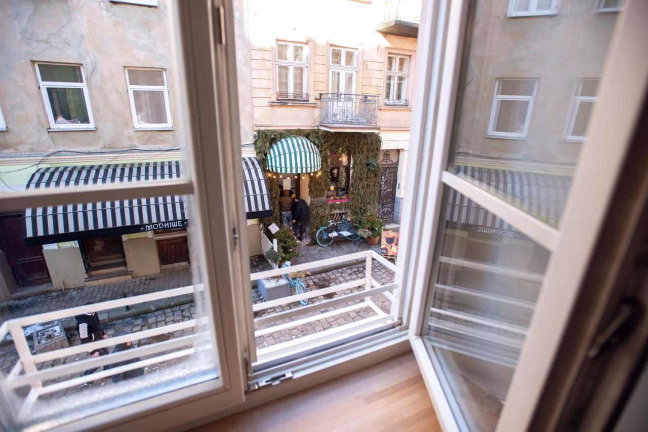 Neue Gasse Lviv Apartments Ngoại thất bức ảnh