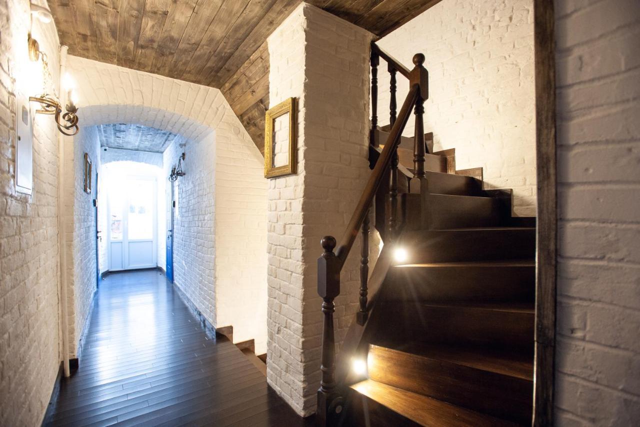 Neue Gasse Lviv Apartments Ngoại thất bức ảnh