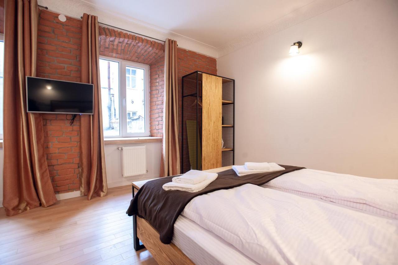 Neue Gasse Lviv Apartments Ngoại thất bức ảnh