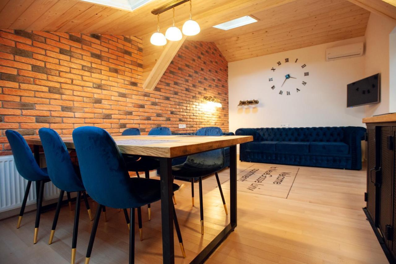Neue Gasse Lviv Apartments Ngoại thất bức ảnh