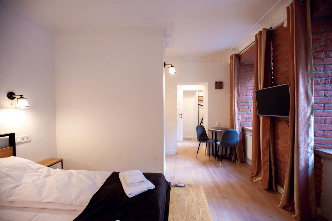 Neue Gasse Lviv Apartments Ngoại thất bức ảnh