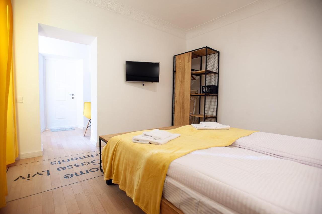 Neue Gasse Lviv Apartments Ngoại thất bức ảnh