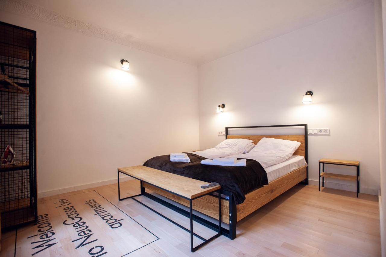 Neue Gasse Lviv Apartments Ngoại thất bức ảnh