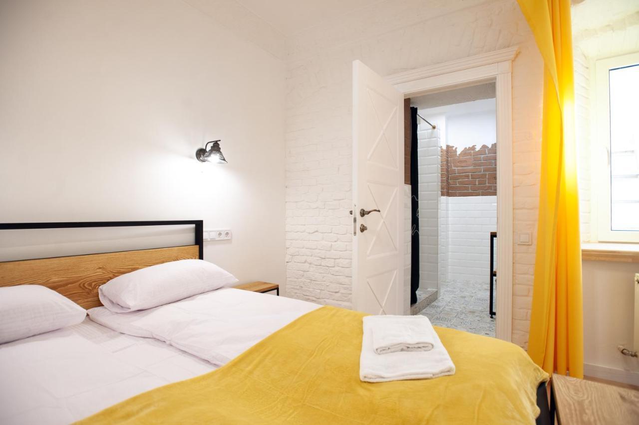Neue Gasse Lviv Apartments Ngoại thất bức ảnh