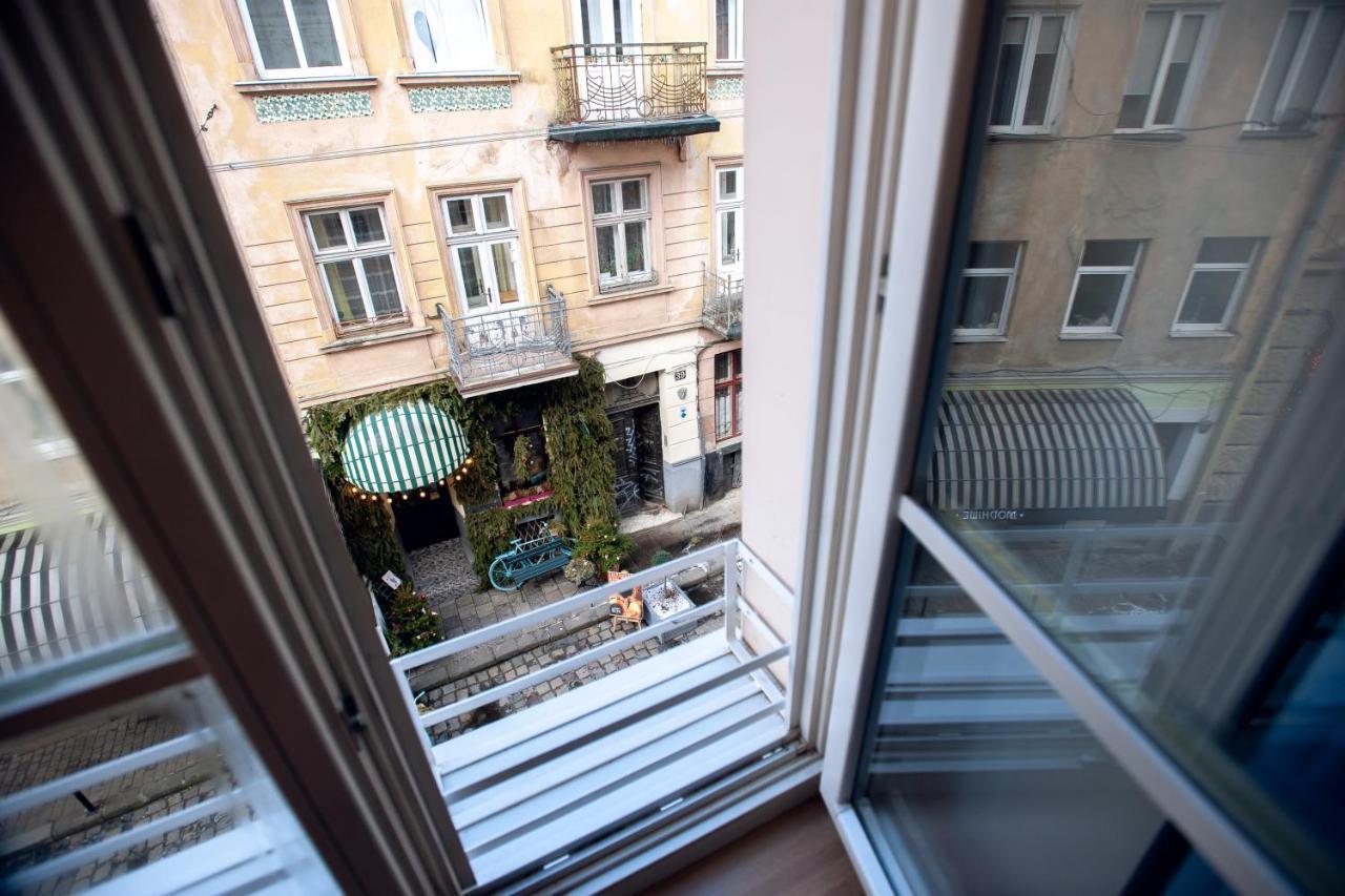 Neue Gasse Lviv Apartments Ngoại thất bức ảnh